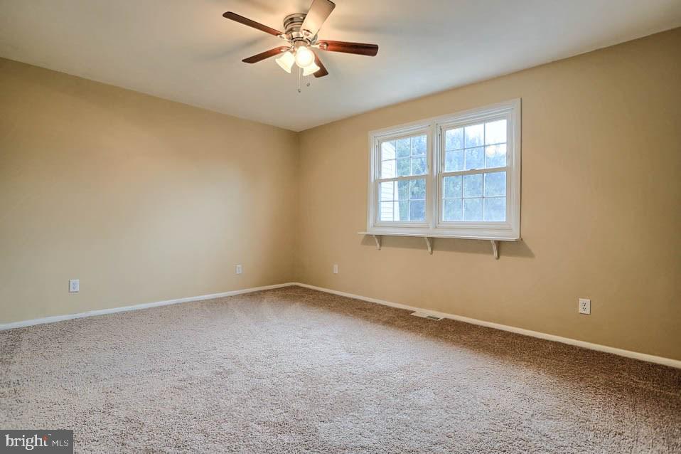 1724 Devers Road York, PA 17404 - Photo 16 of 32