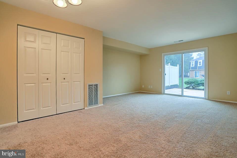 1724 Devers Road York, PA 17404 - Photo 6 of 32