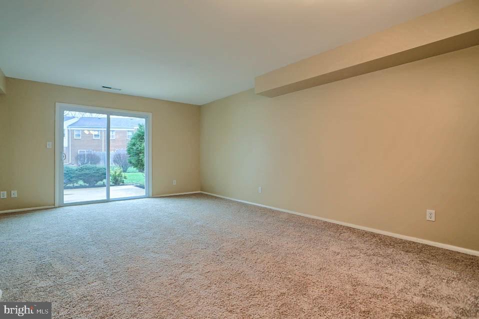 1724 Devers Road York, PA 17404 - Photo 7 of 32