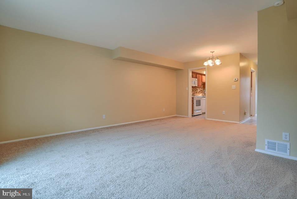 1724 Devers Road York, PA 17404 - Photo 8 of 32