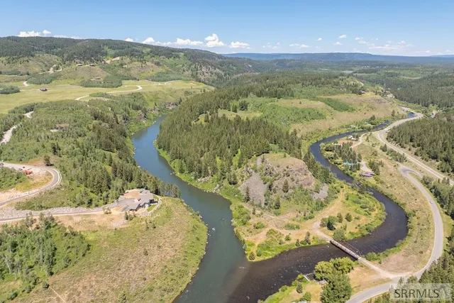 $235,000 | 1603 Royal Coachman Drive, Ashton, ID 83420