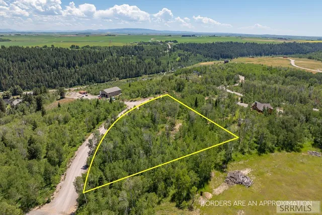 $235,000 | 1603 Royal Coachman Drive, Ashton, ID 83420