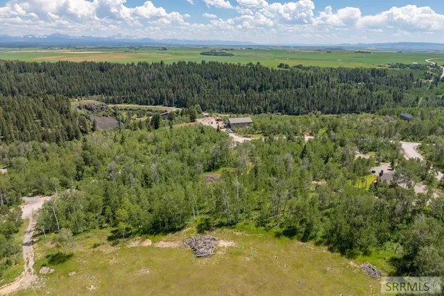 $235,000 | 1603 Royal Coachman Drive, Ashton, ID 83420