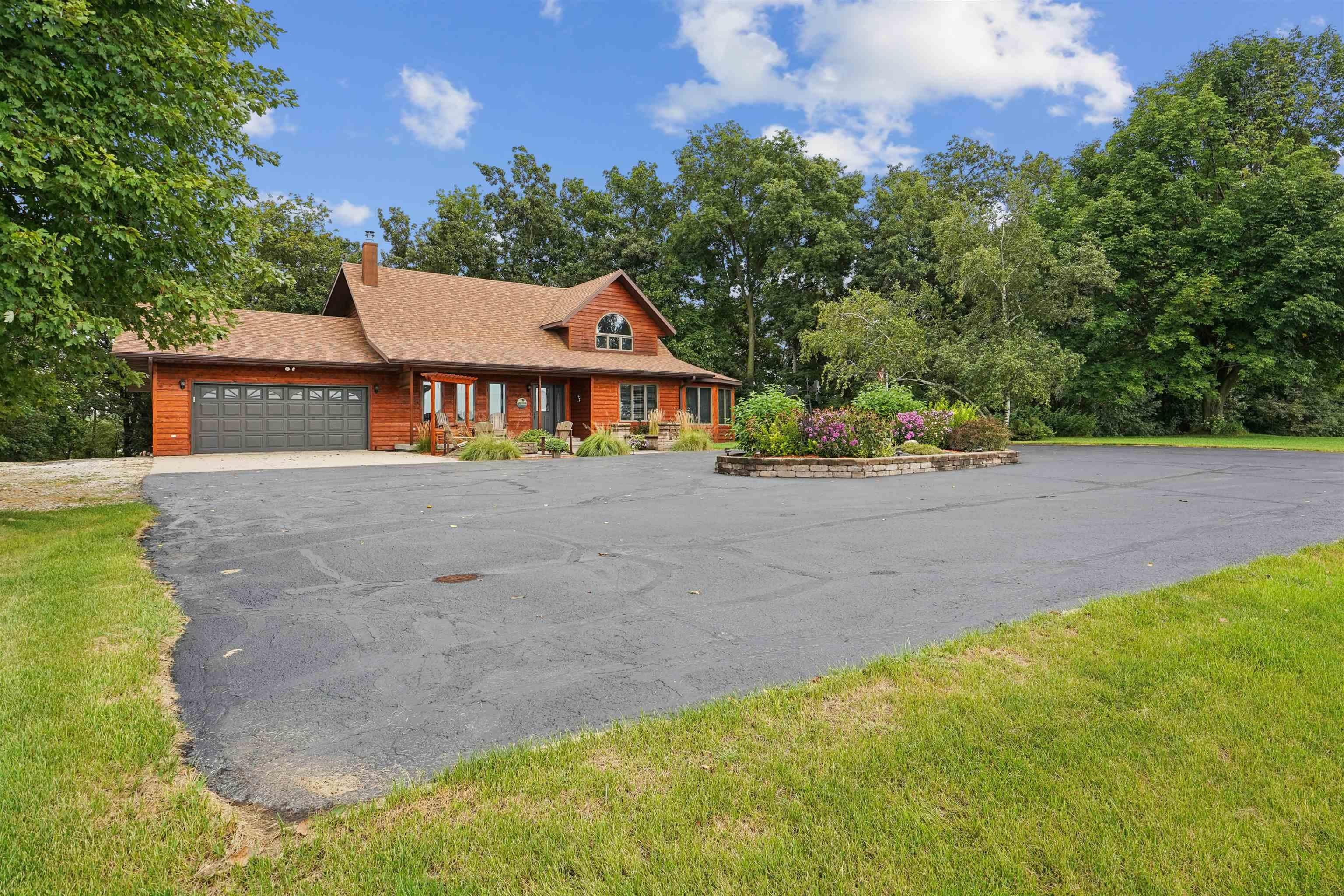 11757 Apple Road Postville, IA 52162 - Photo 3 of 32 Gallery Image 3