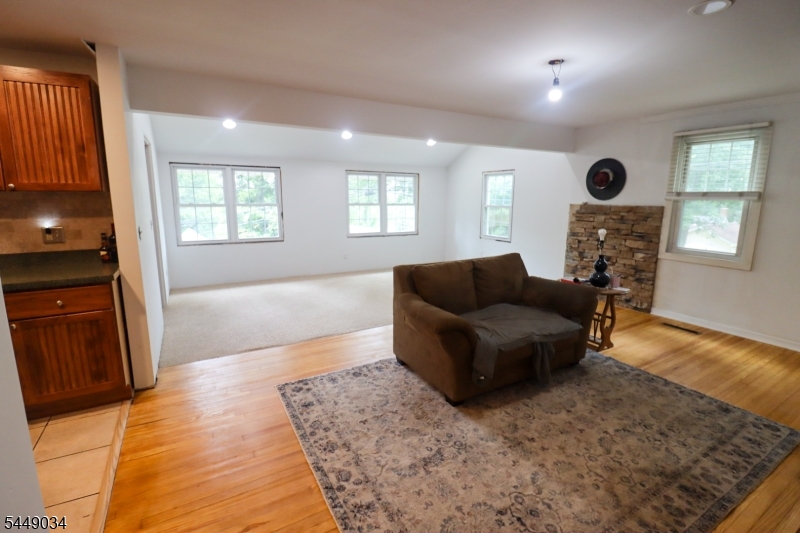 20 Mt Crest Road Oak Ridge, NJ 07438 - Photo 10 of 39 Gallery Image 10