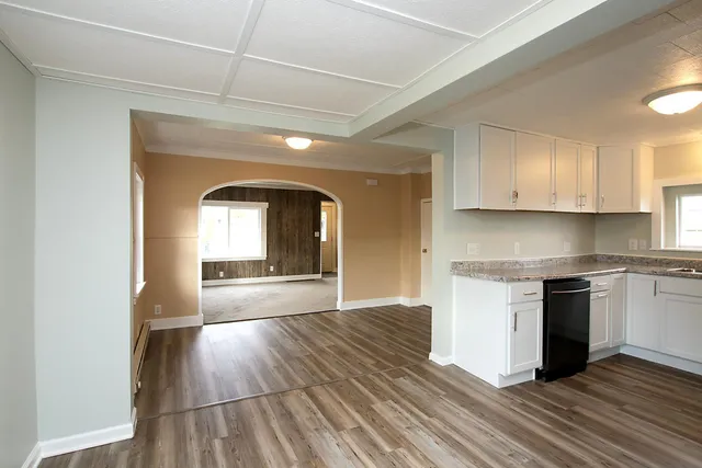 $219,900 | 533 Huron Street Southeast, Hutchinson, MN 55350