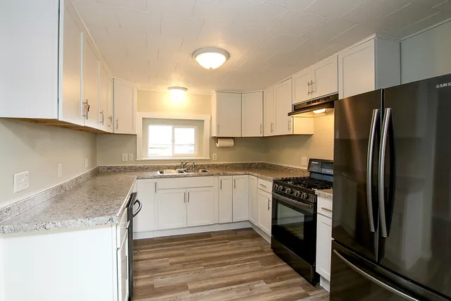 $219,900 | 533 Huron Street Southeast, Hutchinson, MN 55350