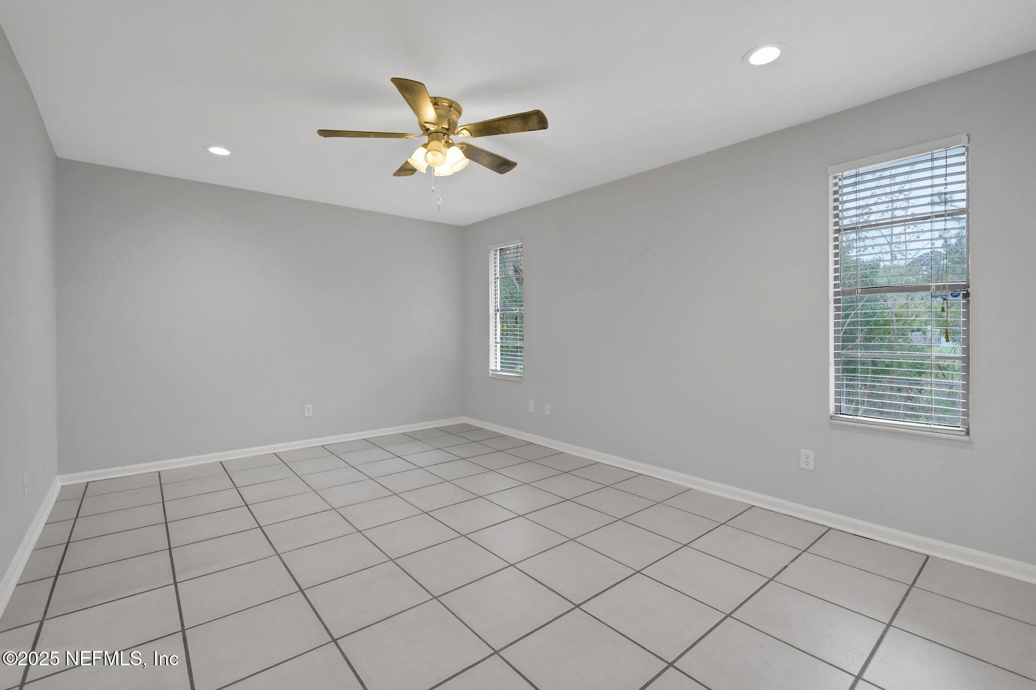 3452 North Ride Court Jacksonville, FL 32223 - Photo 20 of 39 a view of an empty room and window