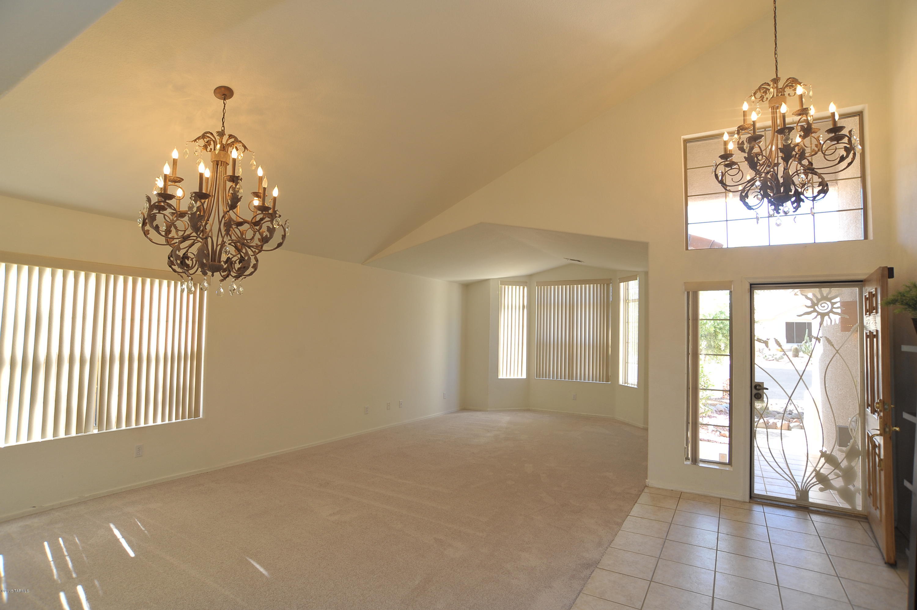 590 Bridal Veil Falls Road Tucson, AZ 85755 - Photo 5 of 41