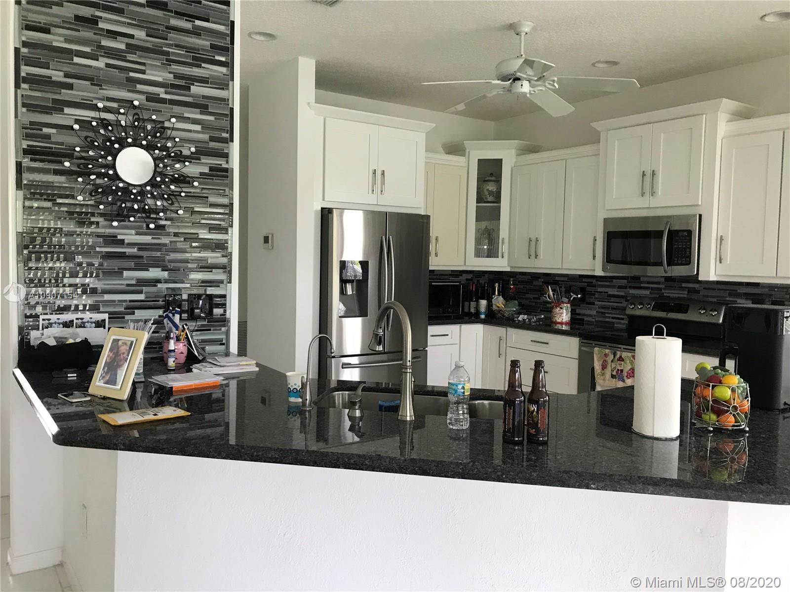 12907 Hyland Circle Boca Raton, FL 33428 - Photo 6 of 19 Gallery Image 6