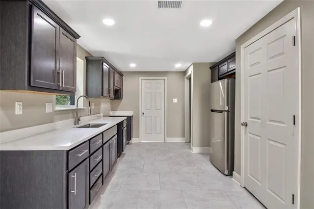 $1,900 | 2418 Caswell Lane, Metairie, LA 70001