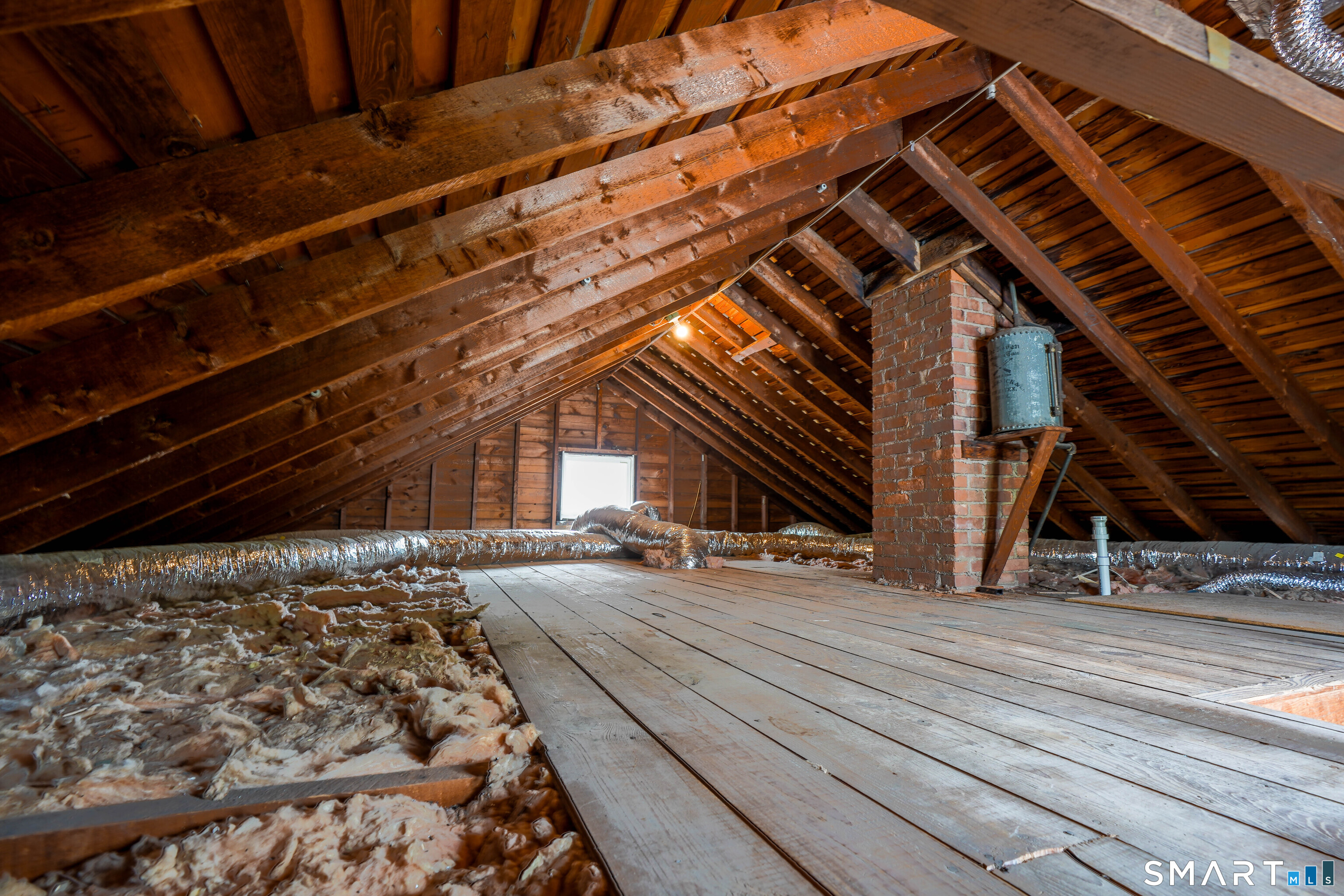 106 Filbert Street Hamden, CT 06517 - Photo 29 of 40 Spacious walk-up attic