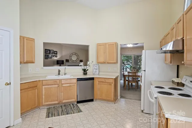 $370,000 | 8612 Cedardale Ridge Court, Charlotte, NC 28269