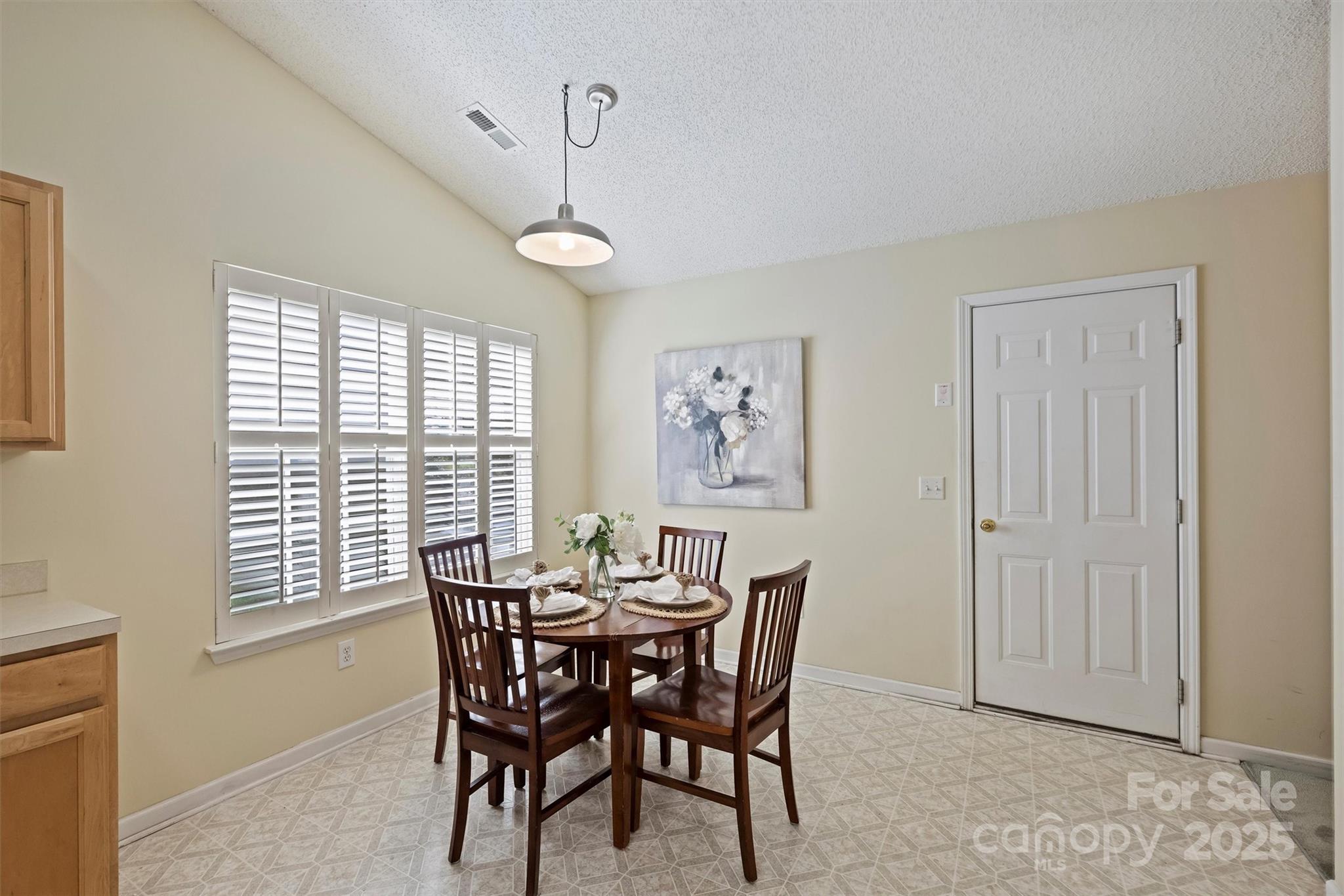 8612 Cedardale Ridge Court Charlotte, NC 28269 - Photo 7 of 31