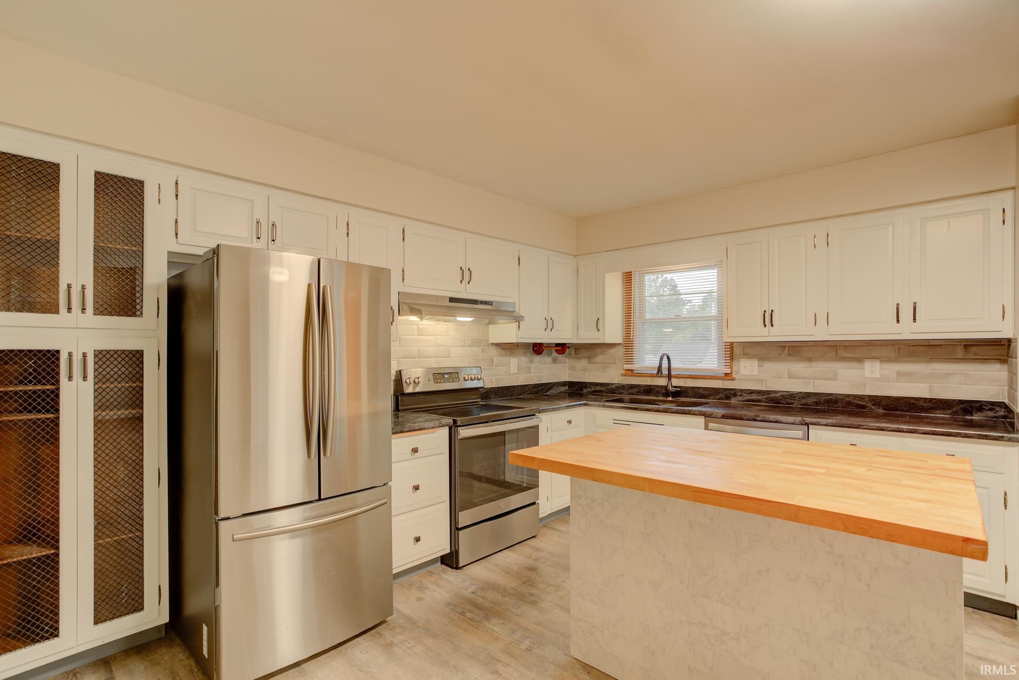 324 Locust Street Newburgh, IN 47630 - Photo 13 of 35 Gallery Image 13