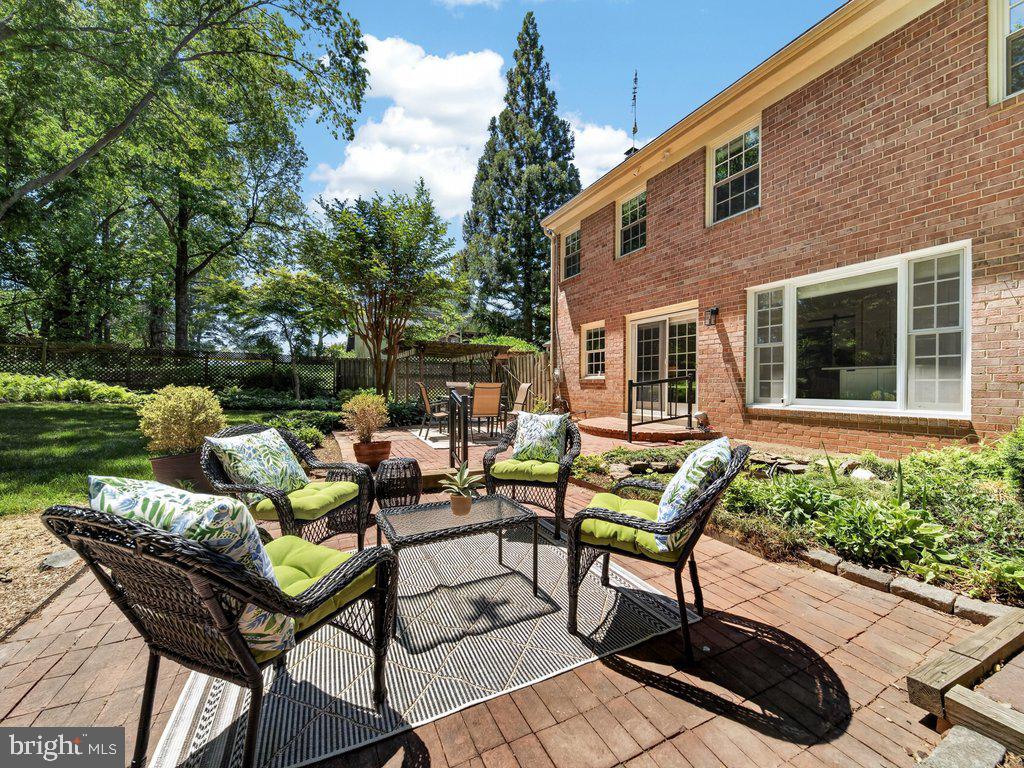 12628 St James Road Rockville, MD 20850 - Photo 48 of 64