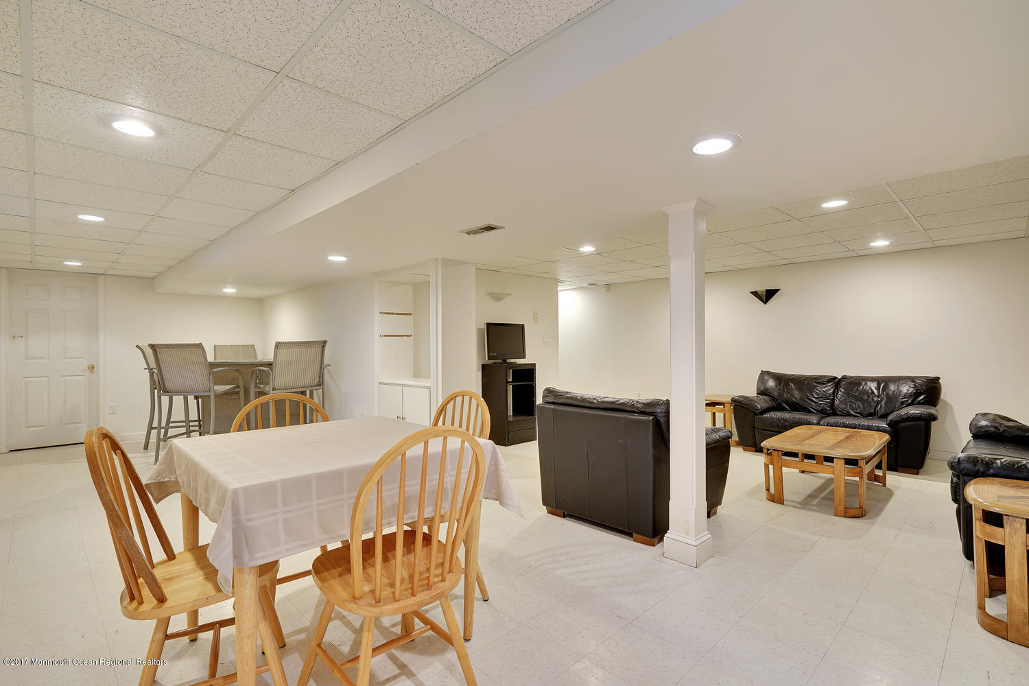 89 Hickory Hill Road Jackson, NJ 08527 - Photo 8 of 48 89 Hickory Hill Rd Jackson NJ-large-037-