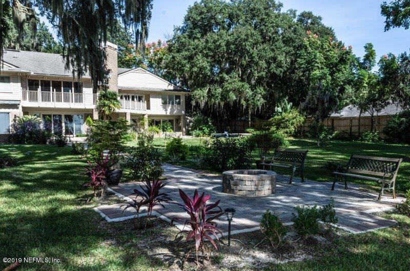 13872 Mandarin Road Jacksonville, FL 32223 - Photo 10 of 14 Beautifully landscaped