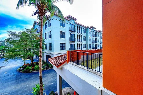 $300,000 | 8010 Via Sardinia Street, Unit 4115, Estero, FL 33928