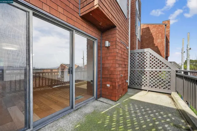 $799,000 | 155 Headlands Court, Sausalito, CA 94965