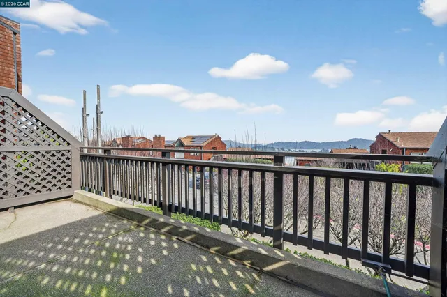 $799,000 | 155 Headlands Court, Sausalito, CA 94965