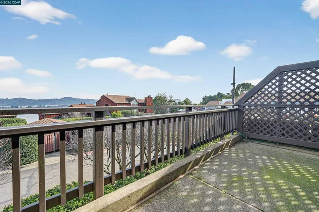 $799,000 | 155 Headlands Court, Sausalito, CA 94965