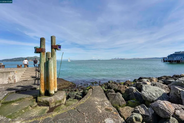 $799,000 | 155 Headlands Court, Sausalito, CA 94965