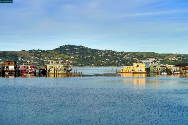 $799,000 | 155 Headlands Court, Sausalito, CA 94965