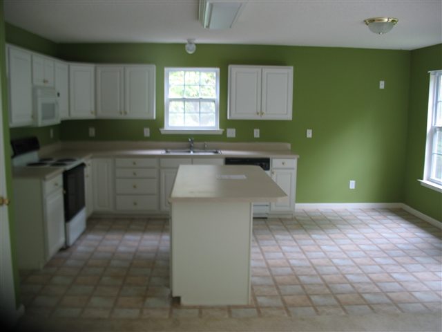 436 Ridgeway Court Easley, SC 29640 - Photo 3 of 8