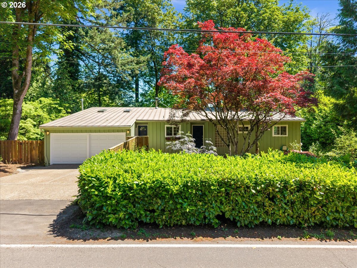 10332 Southwest Lancaster Road Portland, OR 97219 - Photo 2 of 48