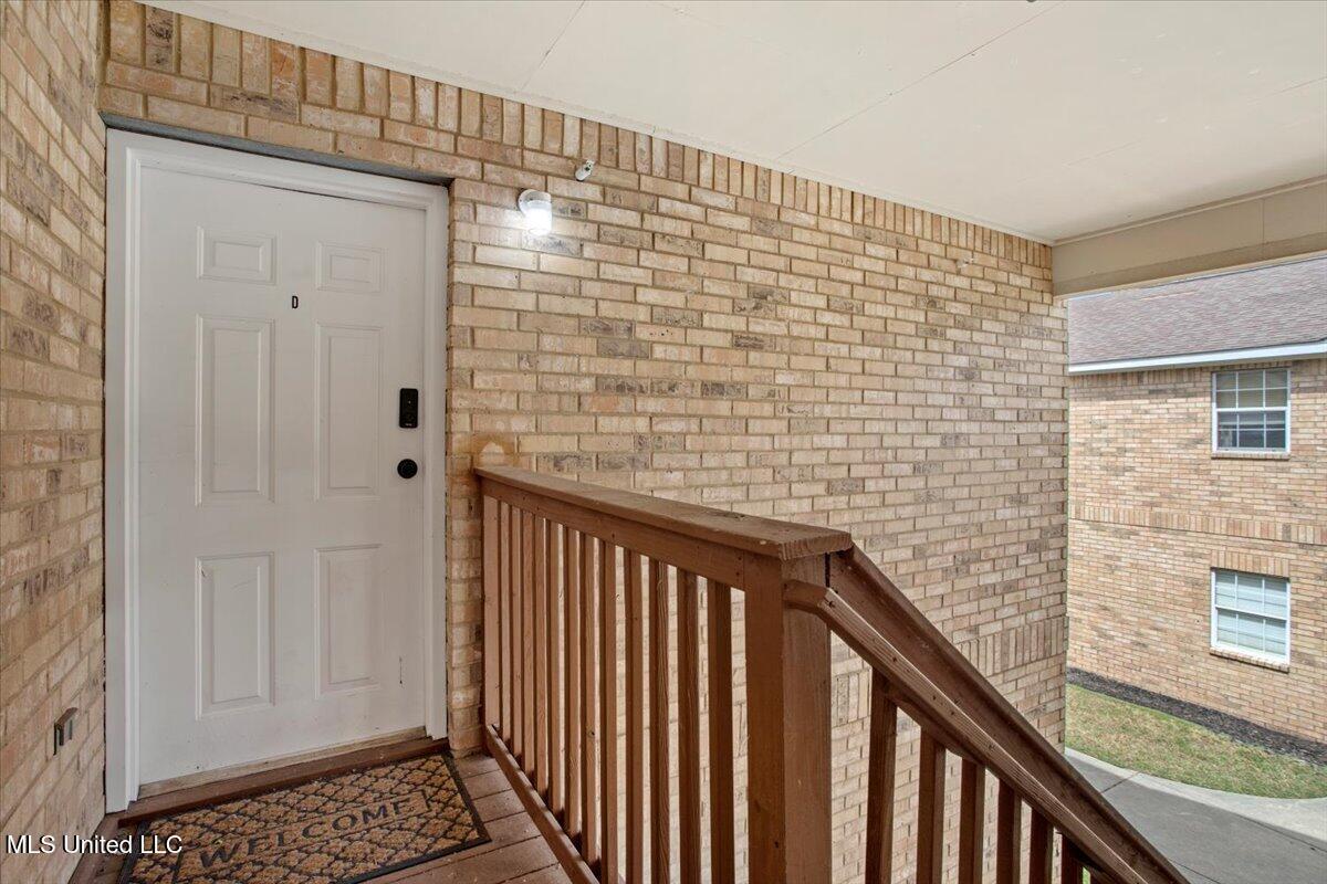 477 Tegarden Road, Unit D Gulfport, MS 39507 - Photo 15 of 37 09-HJ0A1623
