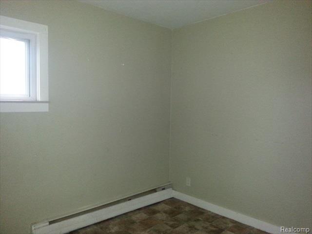 1067 Farnsworth Road Lapeer, MI 48446 - Photo 11 of 14 bdrm 2.jpg