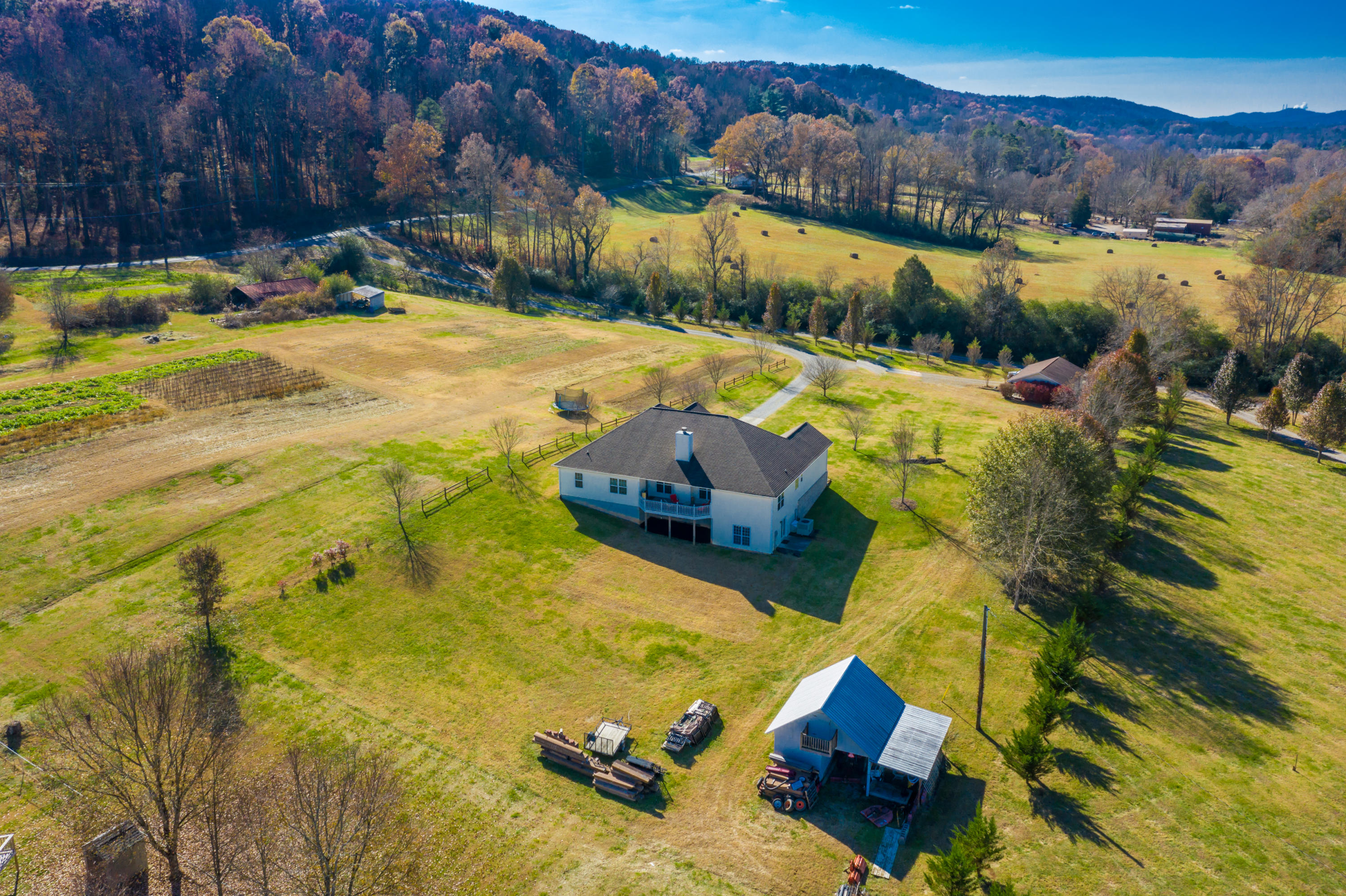 454 Mahoney Road Oliver Springs, TN 37840 - Photo 25 of 29 454MahoneyRd-75