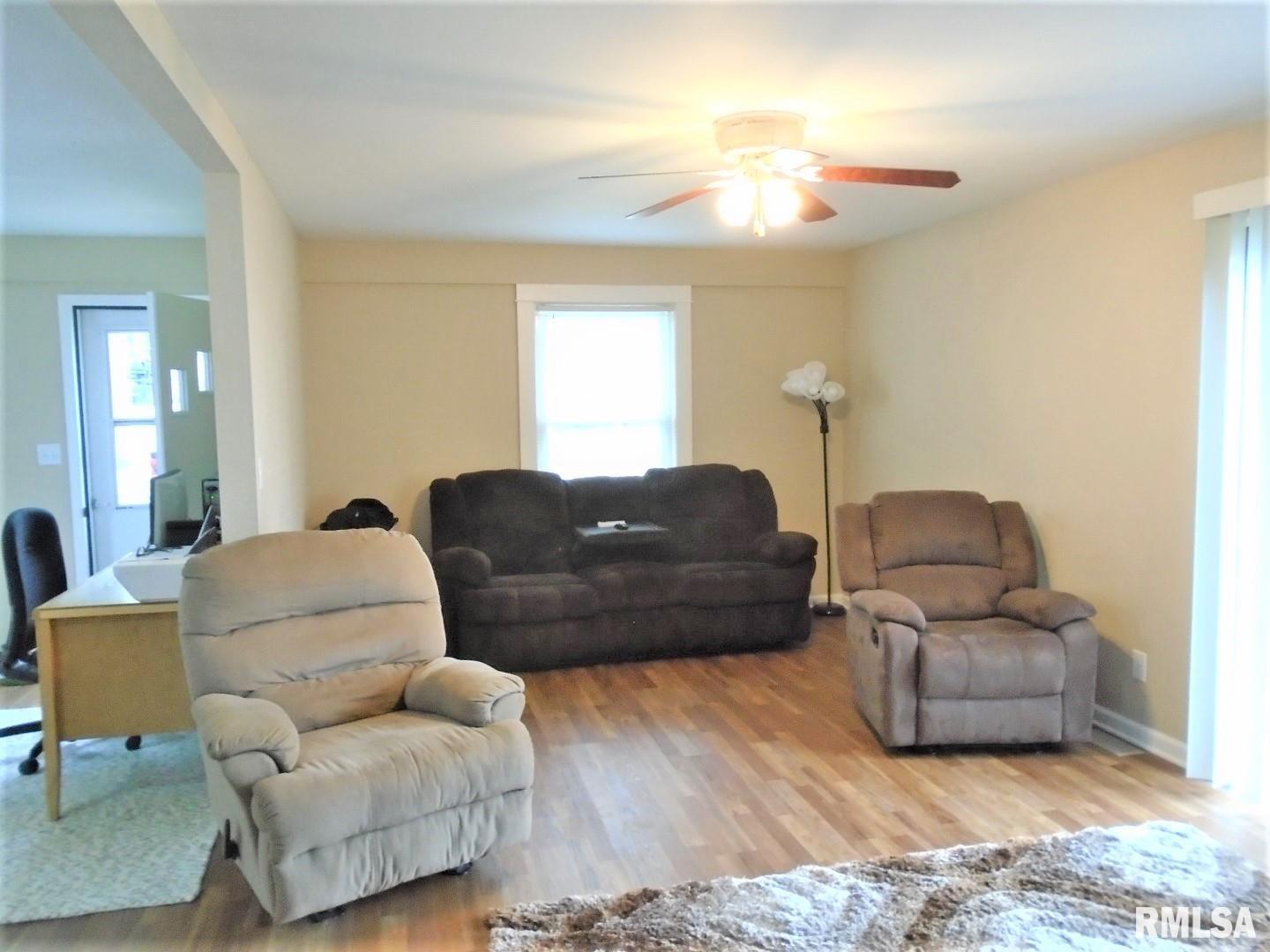 511 Willow Street Bennett, IA 52721 - Photo 9 of 28 Gallery Image 9