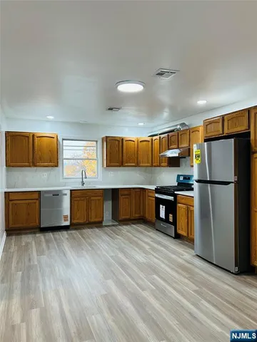 $3,300 | 360 Broad Street, Carlstadt, NJ 07072