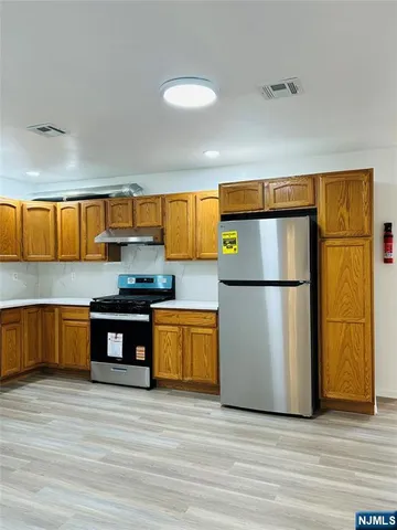 $3,300 | 360 Broad Street, Carlstadt, NJ 07072