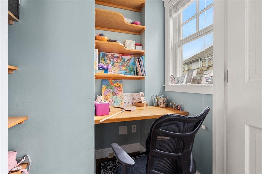 136 Appleton Street, Unit 1 Cambridge, MA 02138 - Photo 12 of 19