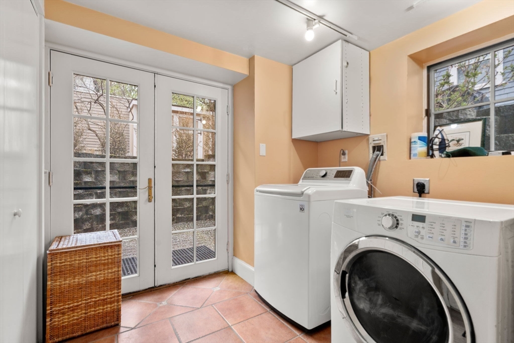 136 Appleton Street, Unit 1 Cambridge, MA 02138 - Photo 13 of 19