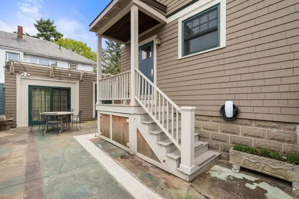 $4,400 | 136 Appleton Street, Unit 1, Cambridge, MA 02138