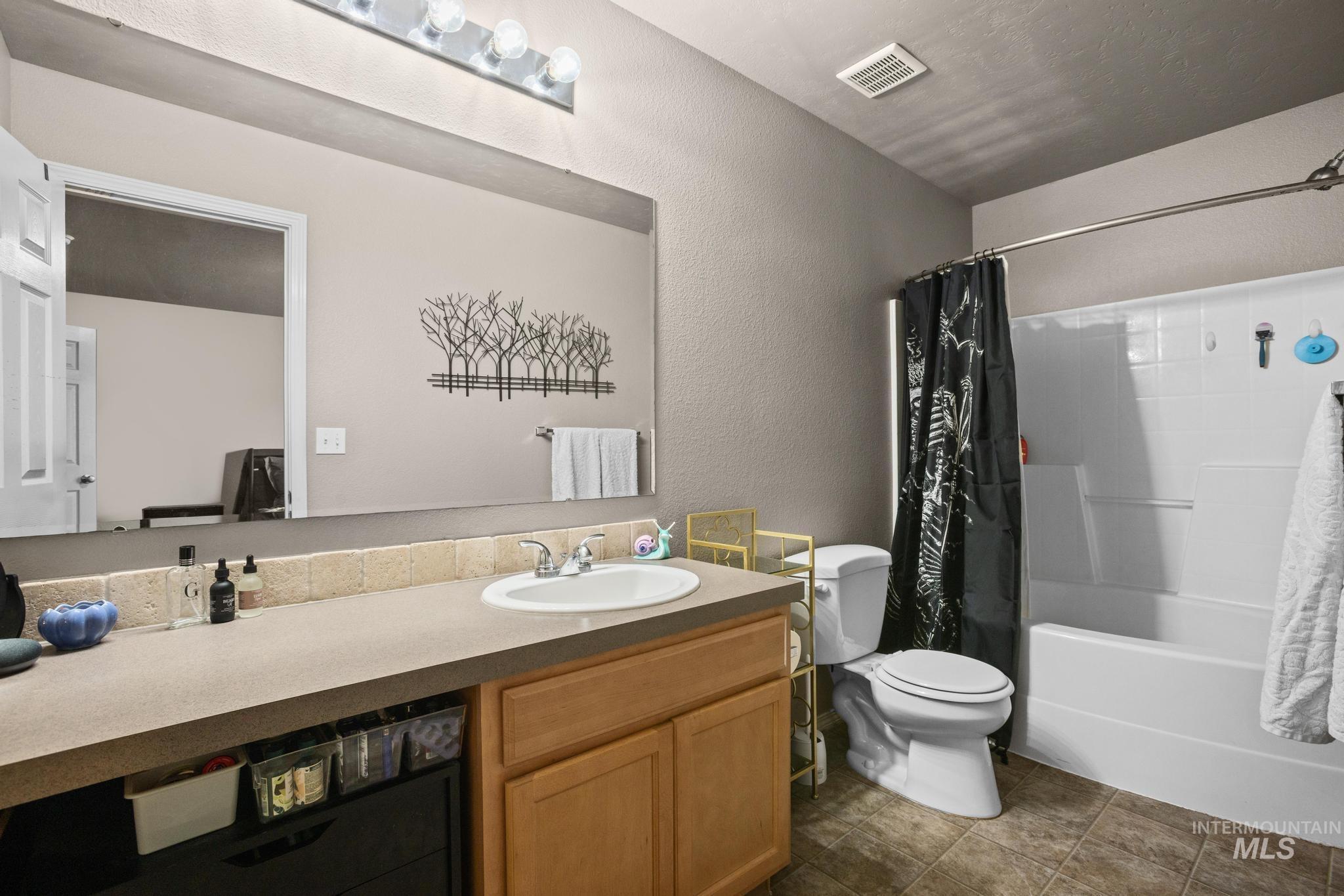 2719 Rowland Court Caldwell, ID 83607 - Photo 18 of 38
