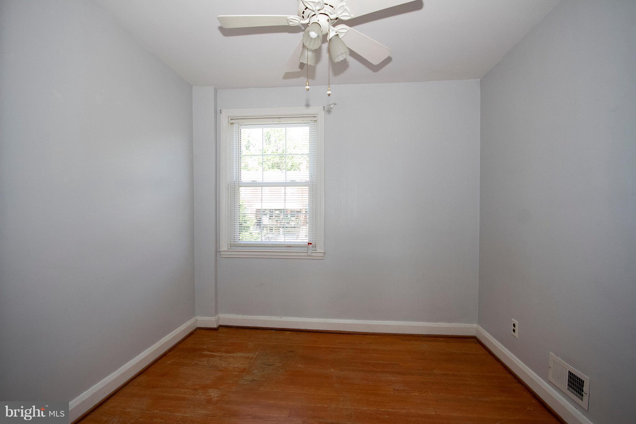 404 Greenlow Road Baltimore, MD 21228 - Photo 10 of 16 Third Bedroom