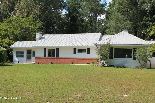 $1,600 | 496 Holly Grove School Road, West End, NC 27376