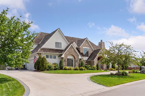 $1,699,000 | 9787 Sky Lane, Eden Prairie, MN 55347