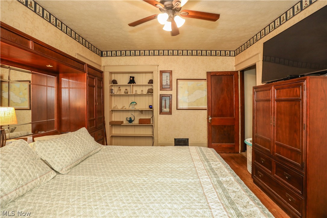 1104 North Howard Street Akron, OH 44310 - Photo 22 of 45
