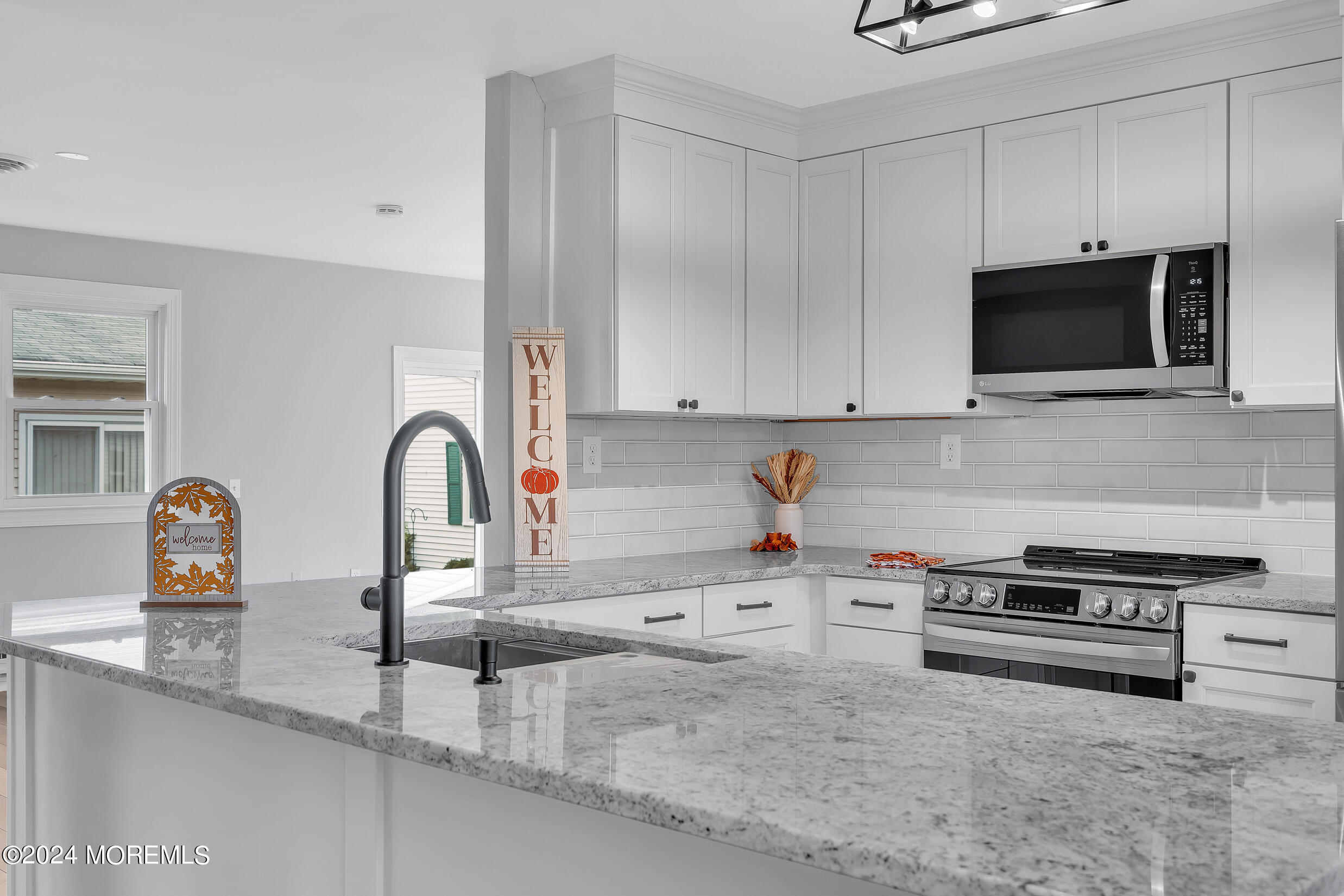 47 Westport Drive, Unit 71 Whiting, NJ 08759 - Photo 13 of 44 5 (3)