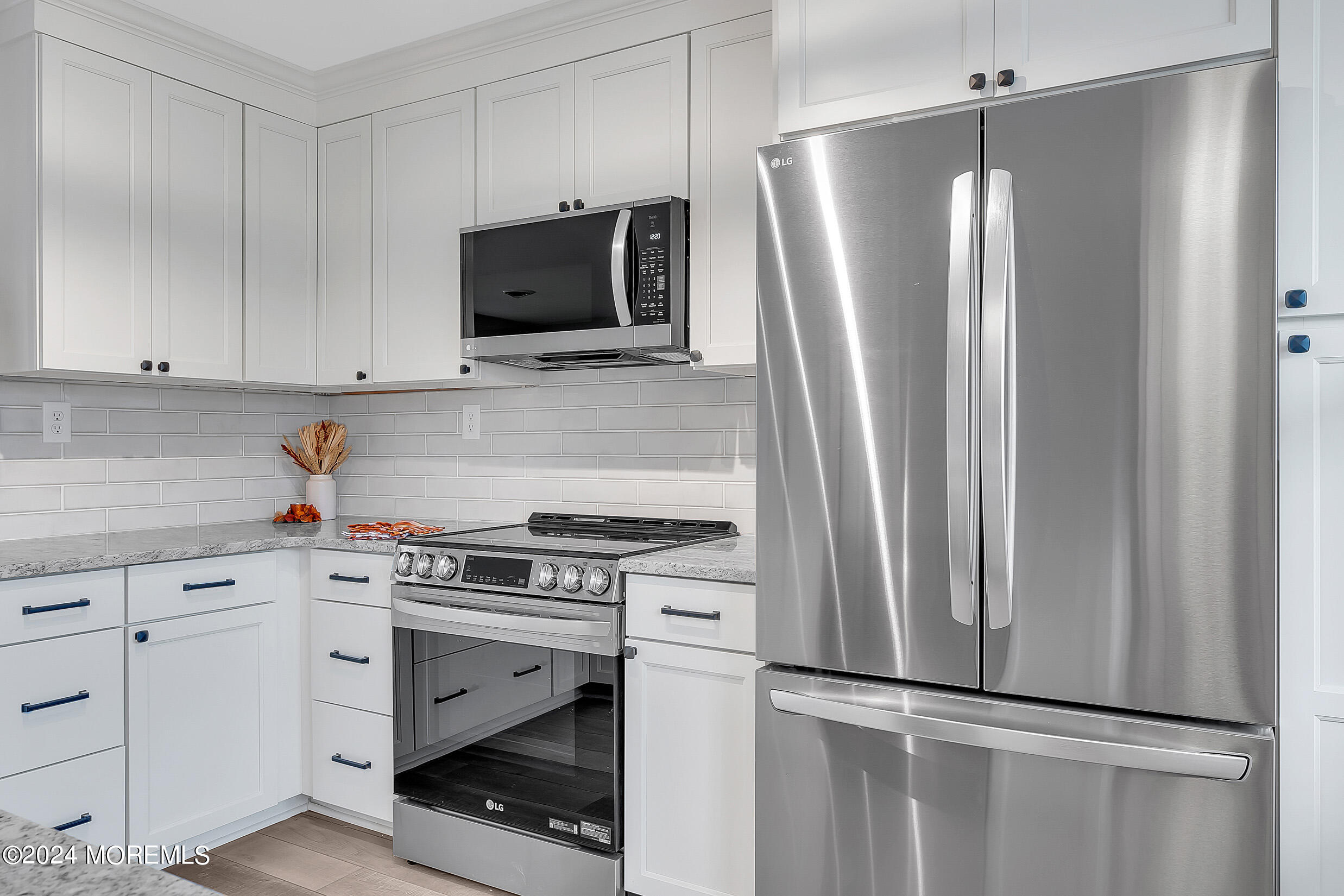 47 Westport Drive, Unit 71 Whiting, NJ 08759 - Photo 20 of 44 5 (10)