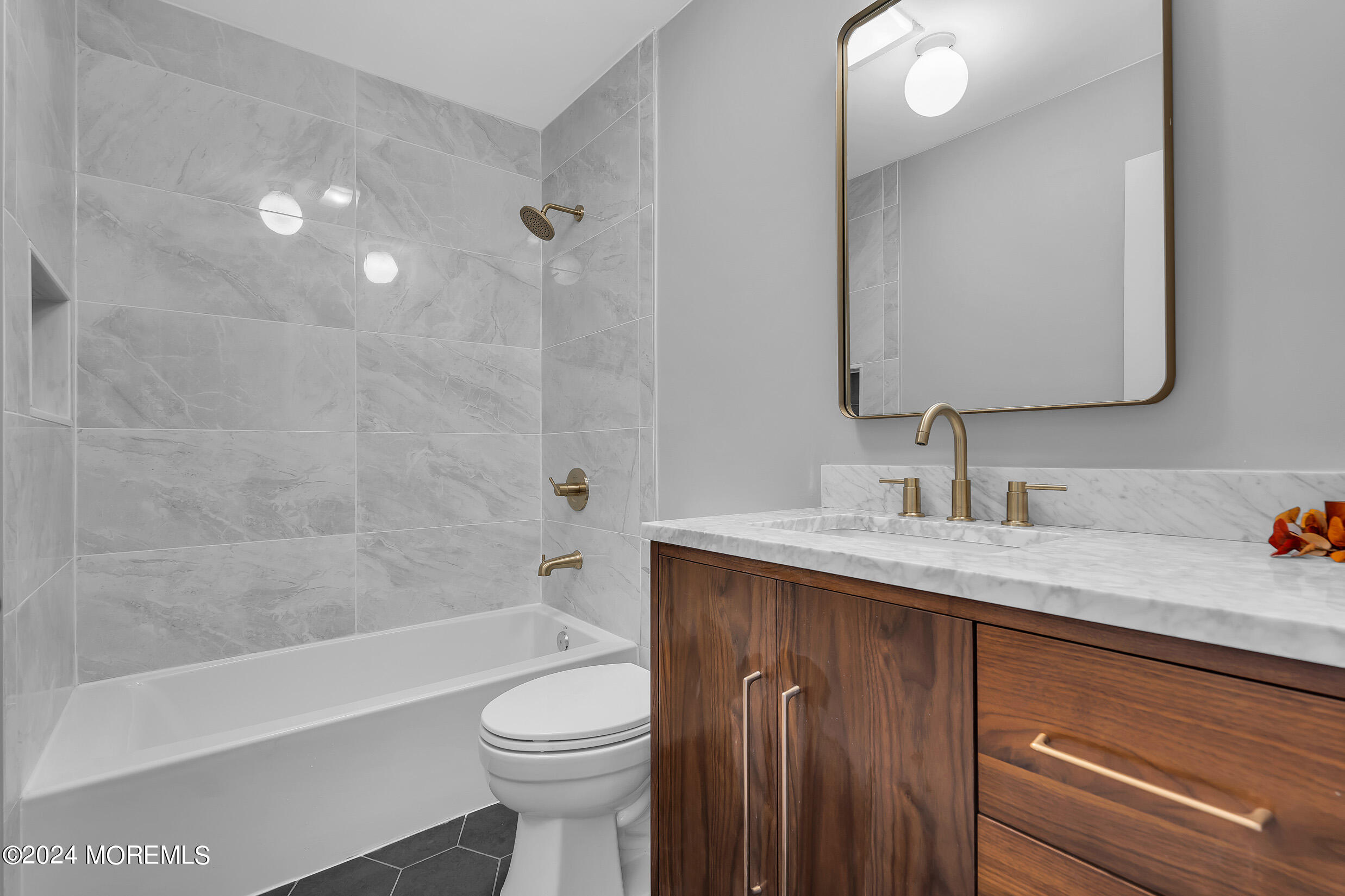 47 Westport Drive, Unit 71 Whiting, NJ 08759 - Photo 34 of 44 5 (24)
