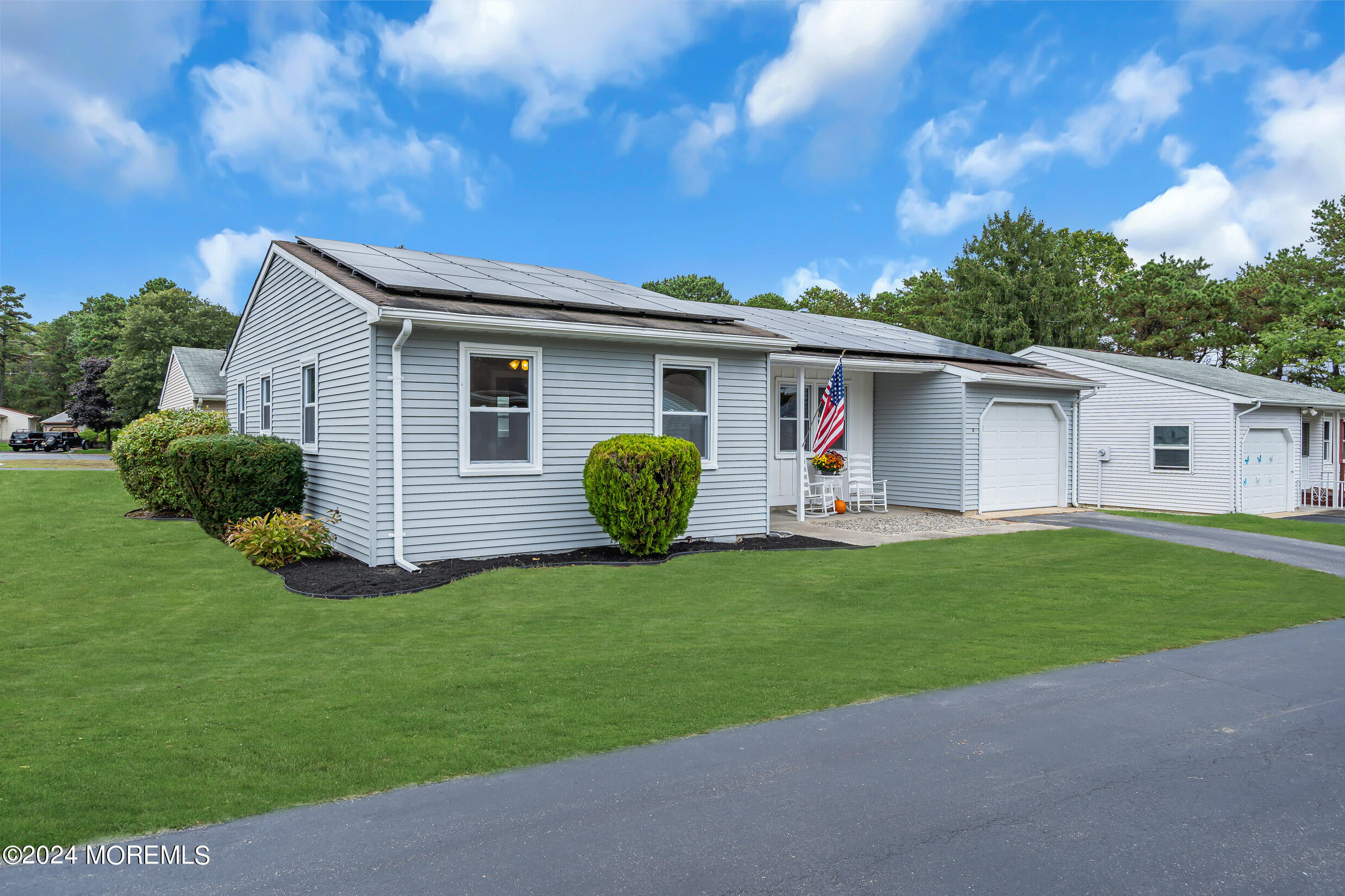 47 Westport Drive, Unit 71 Whiting, NJ 08759 - Photo 5 of 44 1 (2)