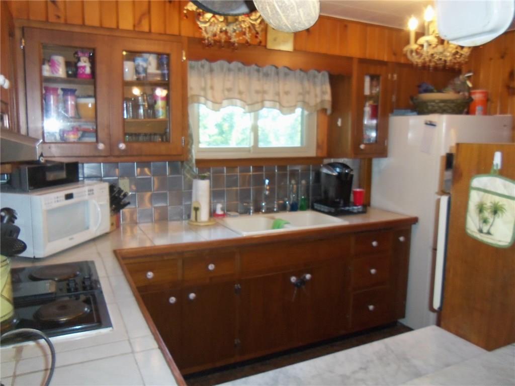 1259 Country Club Road Monongahela, PA 15063 - Photo 10 of 25 Gallery Image 10
