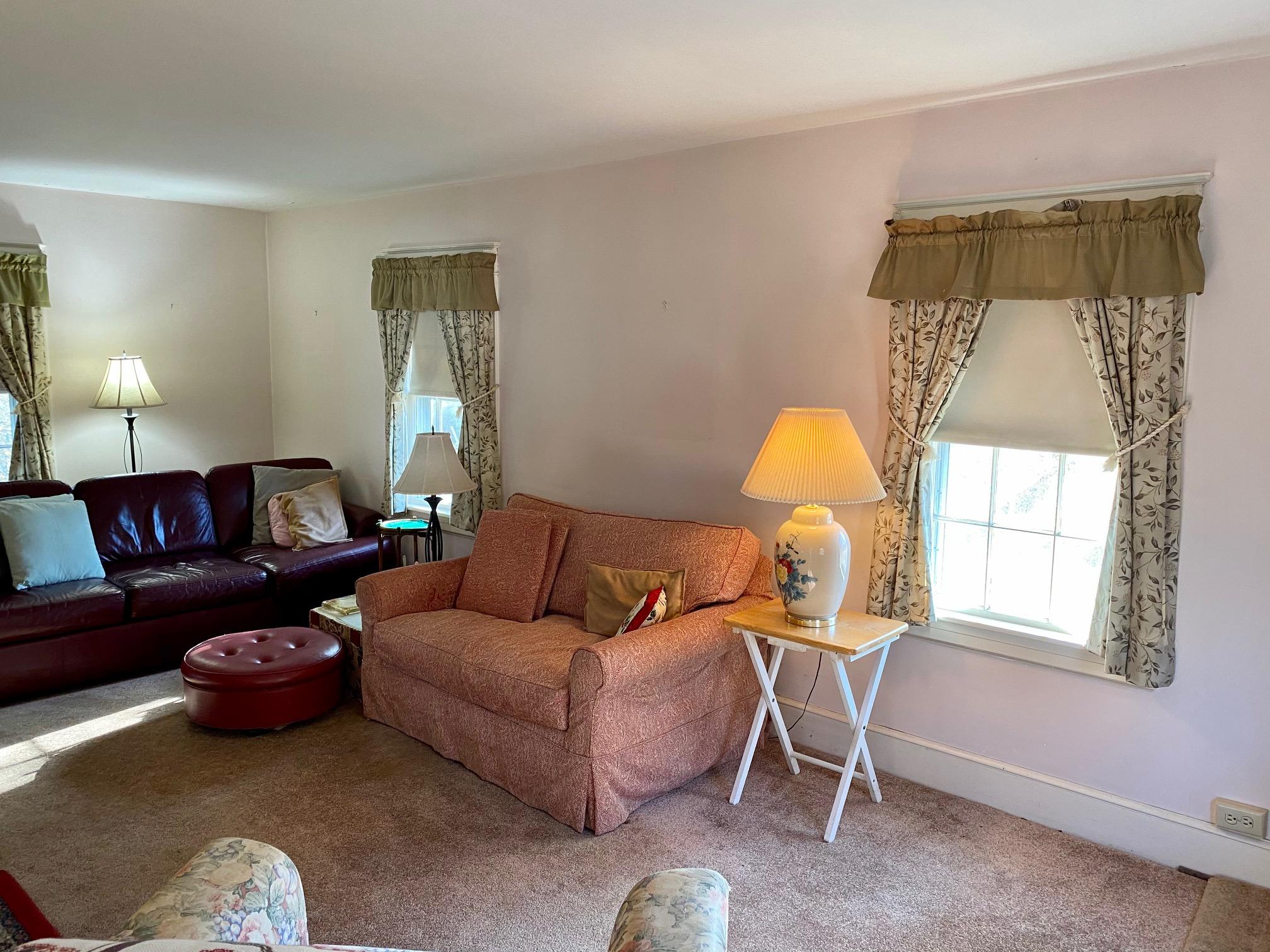 27 Byfield Road Portland, ME 04103 - Photo 13 of 35 IMG_2032